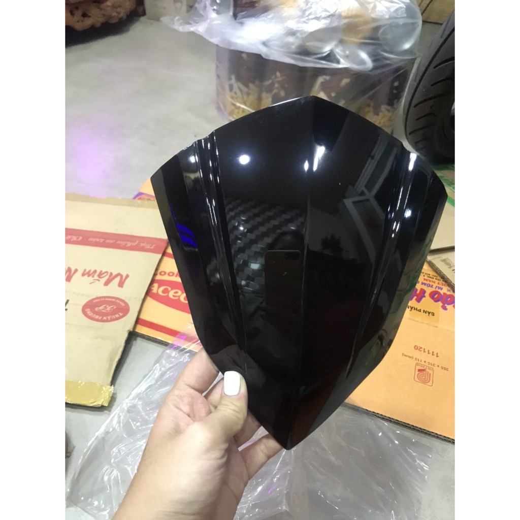 Mão ốp đầu Vario 2017-2020
