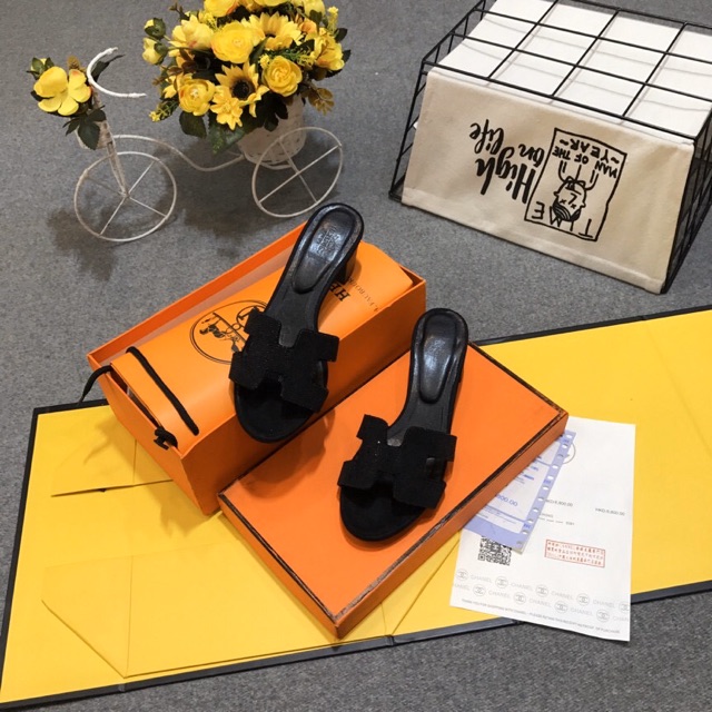 Guốc hm đá clasic 5p fullbox