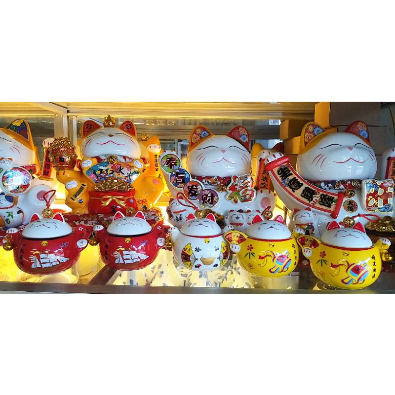 mèo hũ tài lộc