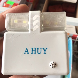 Đèn ngủ cảm ứng vuông