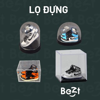 Lọ thuỷ tinh đựng móc khoá sneaker 3d mini chắc chắn, đẹp