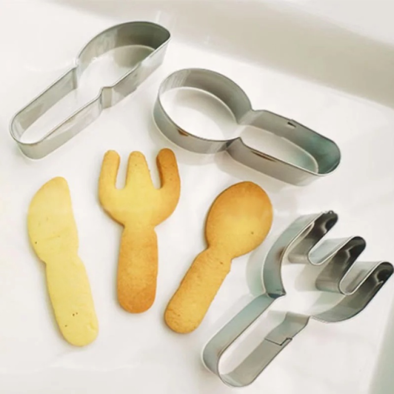 Bộ 3 Khuôn Cắt Bánh Hình Nĩa &amp; Muỗng