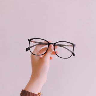 Gọng nhựa dẻo kiểu dáng trẻ trung thanh lịch