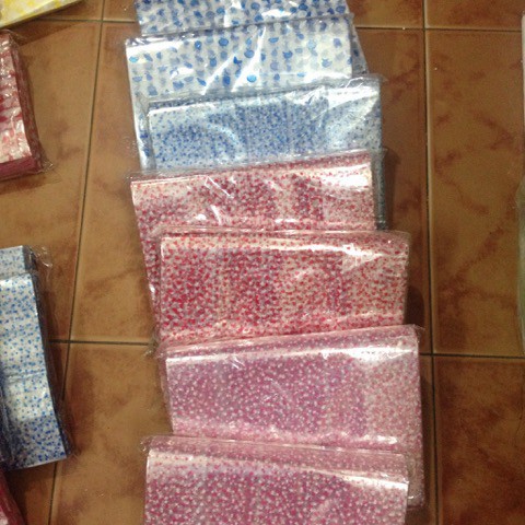 100 gram túi kính trong in hình - Đựng son, phụ kiện, quần áo