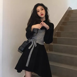 ODER Váy đen hai mảnh kẻ sọc