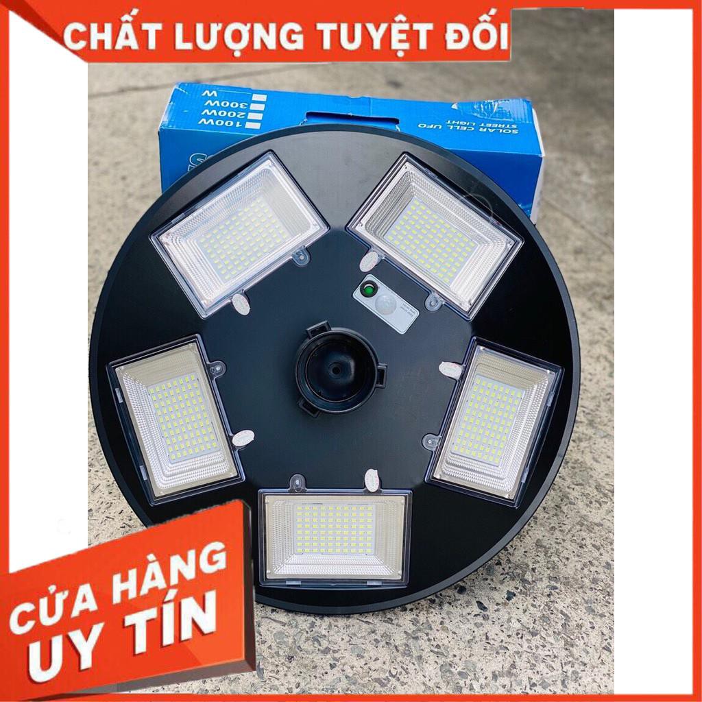 Đèn Năng Lượng Mặt Trời Đĩa Bay UFO 300w