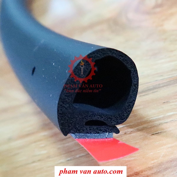 Gioăng cửa hậu trên Ford Transit CHÍNH HÃNG, Gioăng cao su cửa sau ô tô Transit mã 7C19V50336AA Phạm Văn Auto
