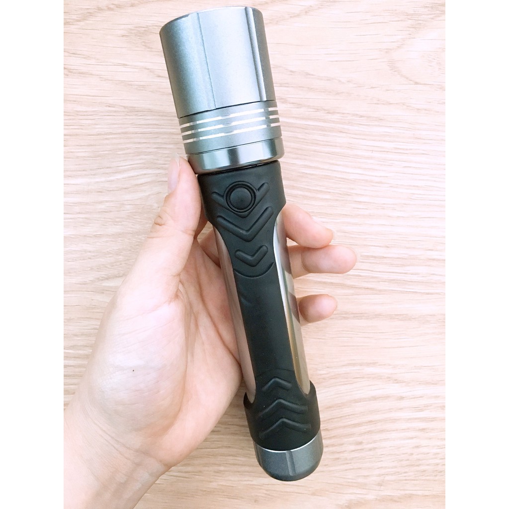 Đèn pin mini cầm tay thân nhôm cao cấp nhỏ gọn