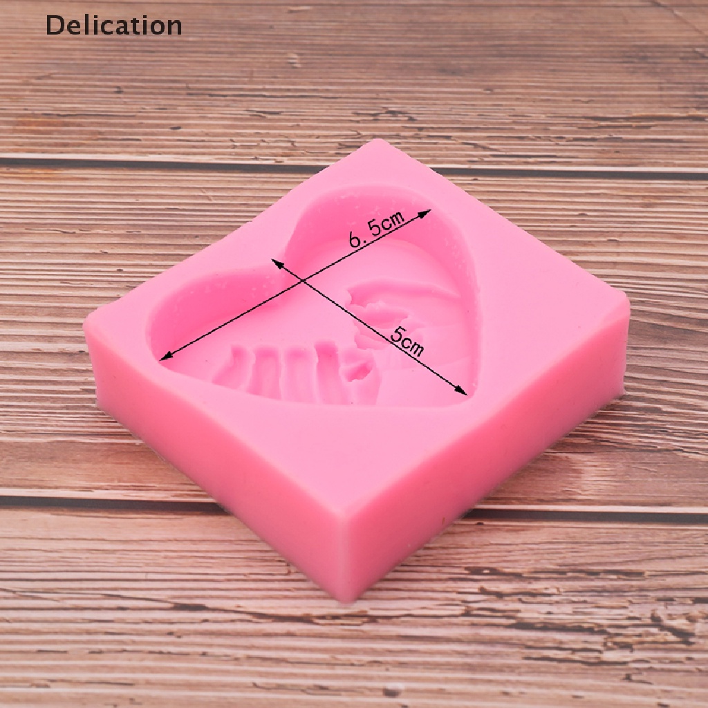 Khuôn silicone làm bánh tạo hình trái tim 3D dành cho nhà bếp