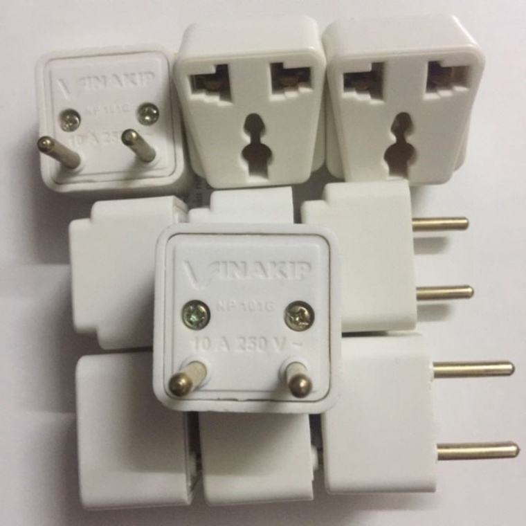 Đầu nối ổ cắm 3 cực đa năng 10A/250V chuyển 3 chấu sang 2 chấu 2000W