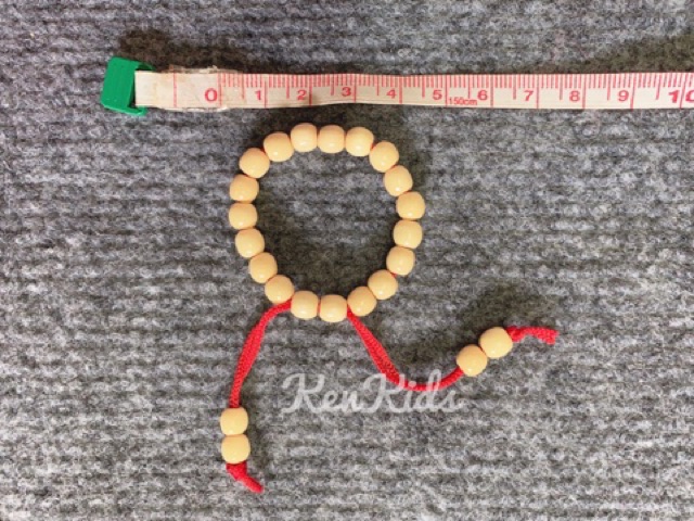 Vòng tay hạt dâu tằm 100 % cho bé