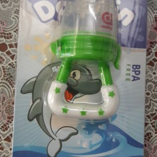 Tập ăn trái cây dophin/mau sac ngau nhien