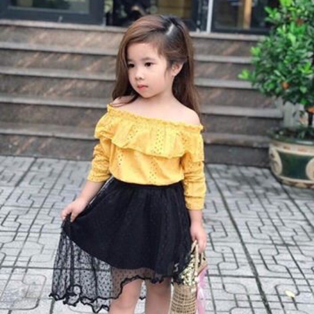 Váy trễ vai cho bé ( trần thị kiệm)