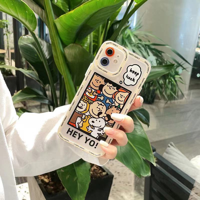 Ốp lưng in hình chú chó Snoopy dễ thương cho Iphone X 7