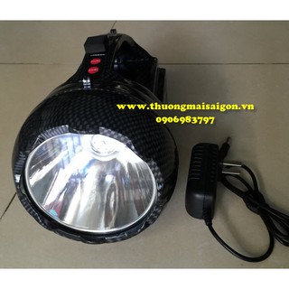 Đèn pin chiếu xa hơn 1.000m