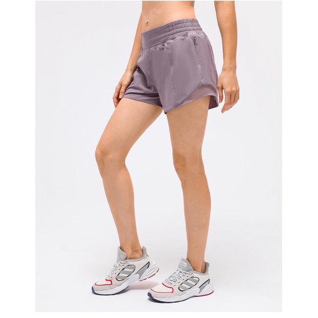 Quần Đùi Thể Thao Lululemon Hotty Hot High Rise Short 4" - Quần Đùi Tập Gym Yoga Cao Cấp