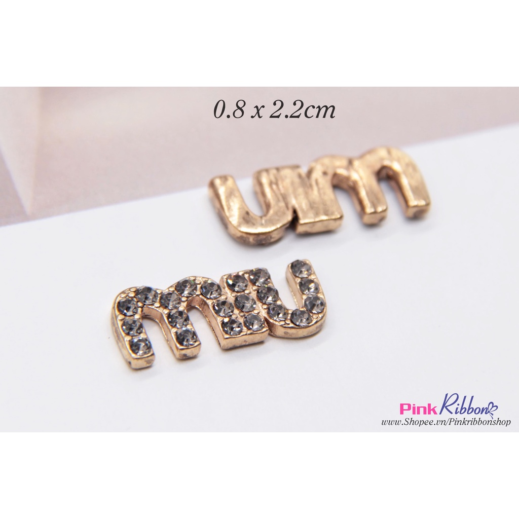 SET 2 CÁI - Charm chữ MⅠЦ MⅠЦ