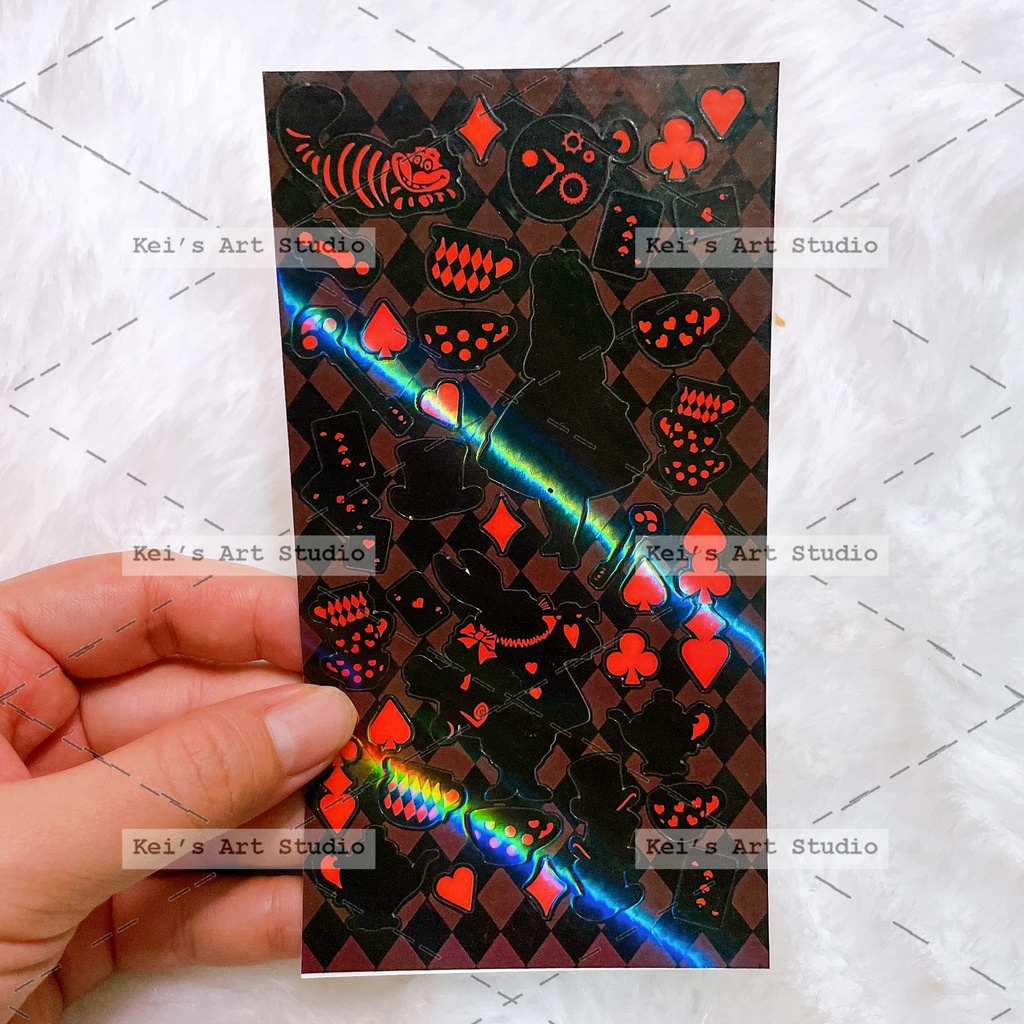 Mẫu Alice đen đỏ trắng nhiều màu, cán hologram sọc chéo