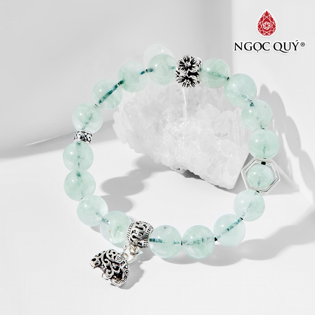 Vòng tay TA xanh charm voi - Ngọc Quý