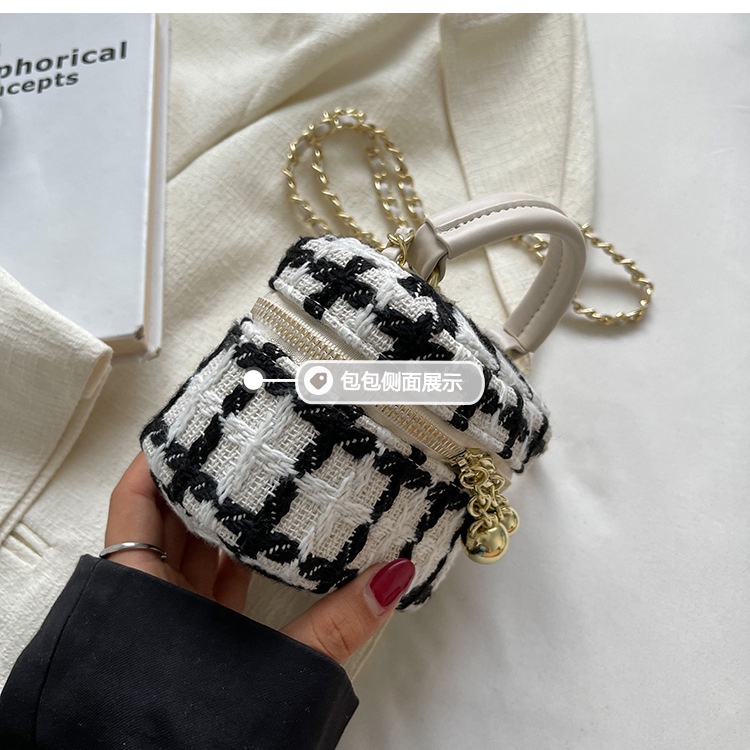 Túi Đeo Chéo mini Bằng Vải Len niche Thiết Kế Phổ Biến Thời Trang Mùa Hè 2022 Mới Dành Cho Bạn Nữ