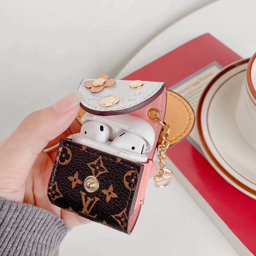 Vỏ Bảo Vệ Hộp Sạc Tai Nghe Airpods 1 / Pro Hình Mèo Và Chuột Màu Trắng Đen | BigBuy360 - bigbuy360.vn