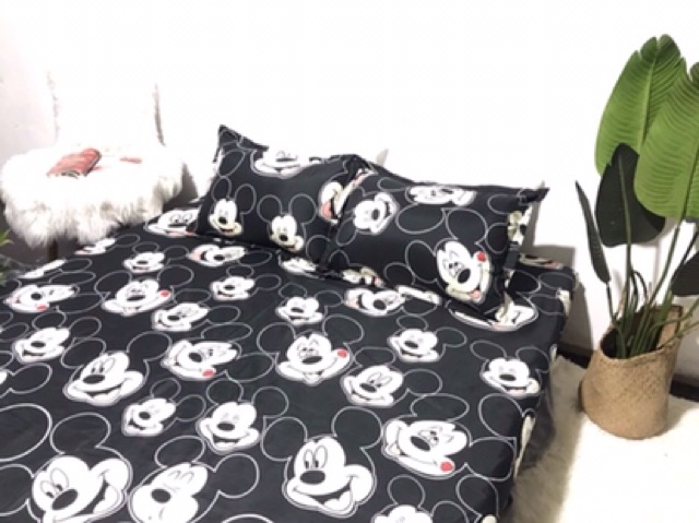 Bộ ga chun và 2 áo gối nằm Emmidecor - mẫu chuột mickey , drap cotton poly