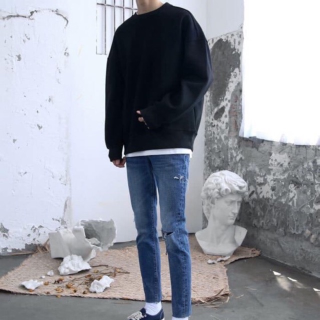 Áo Sweater Đen Trơn Nam Basic Form Rộng Hàn Quốc - MAYLANSTORE | BigBuy360 - bigbuy360.vn