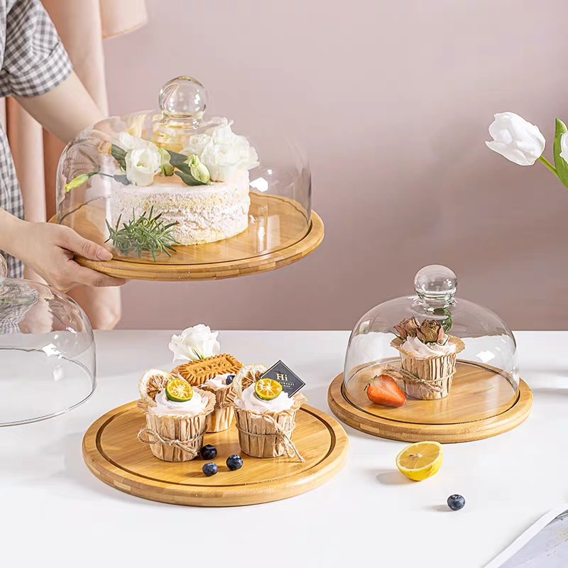 Set chụp thuỷ tinh kèm đế gỗ đựng bánh ngọt, bánh kem
