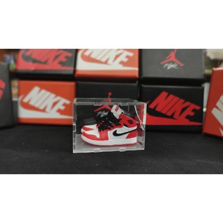 Hộp giầy mini bằng mica. Hộp giầy mini Jordan 1