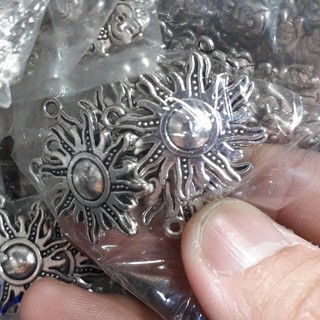 Charm sỉ : 100gr = 43k / phụ kiện bạc cổ handmade