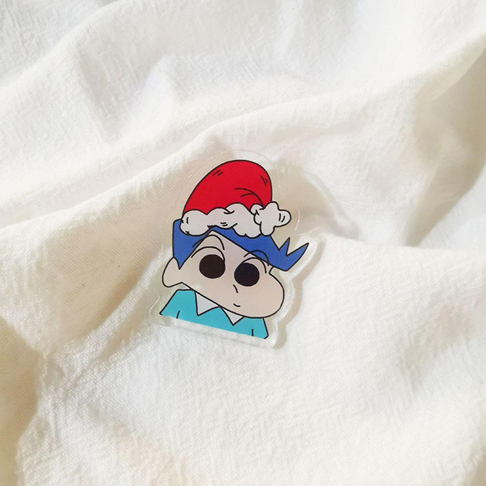 Huy Hiệu Cài Áo Hình Cậu Bé Bút Chì Shin Bằng Acrylic Thời Trang