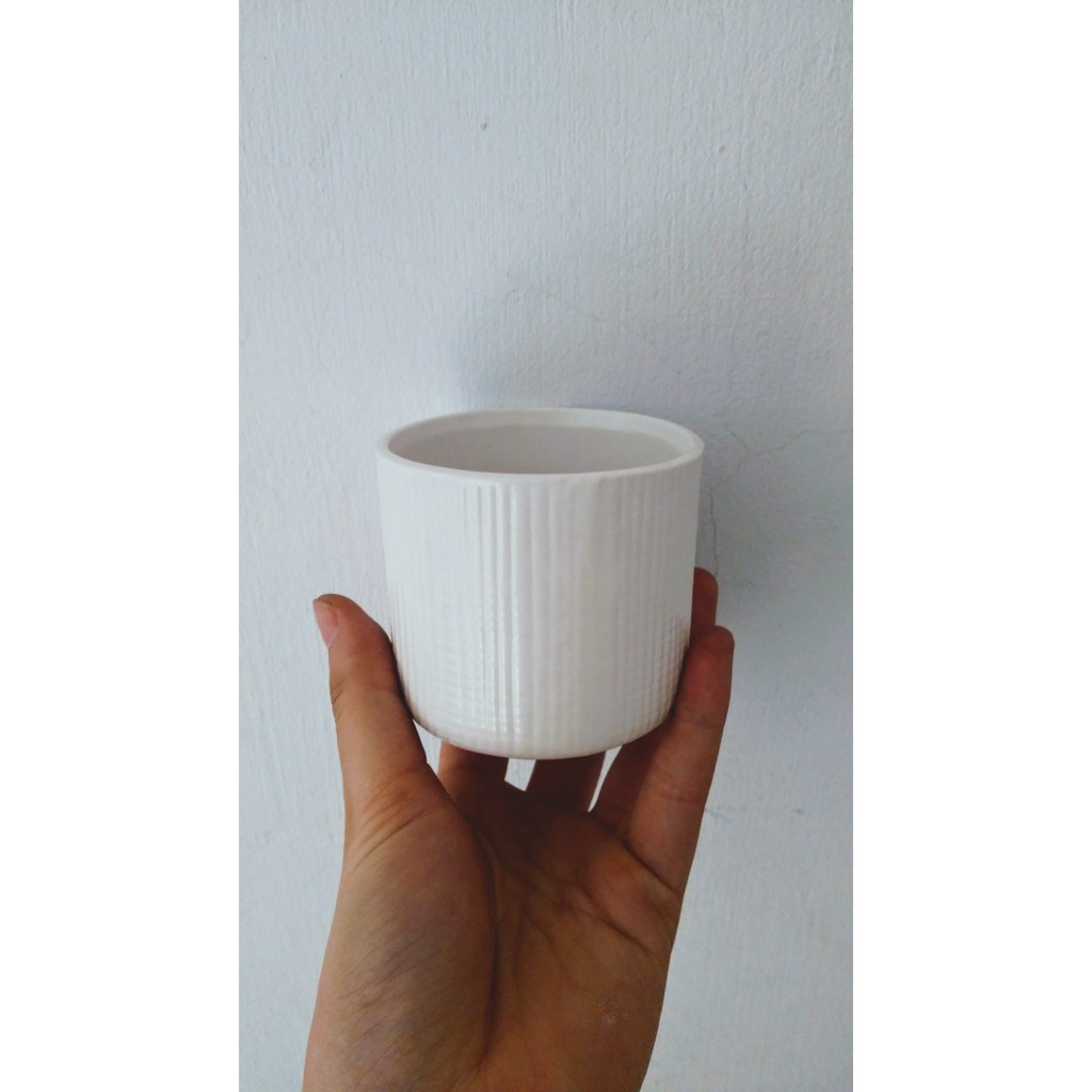 Chậu trồng cây: men lạnh 8 kẻ