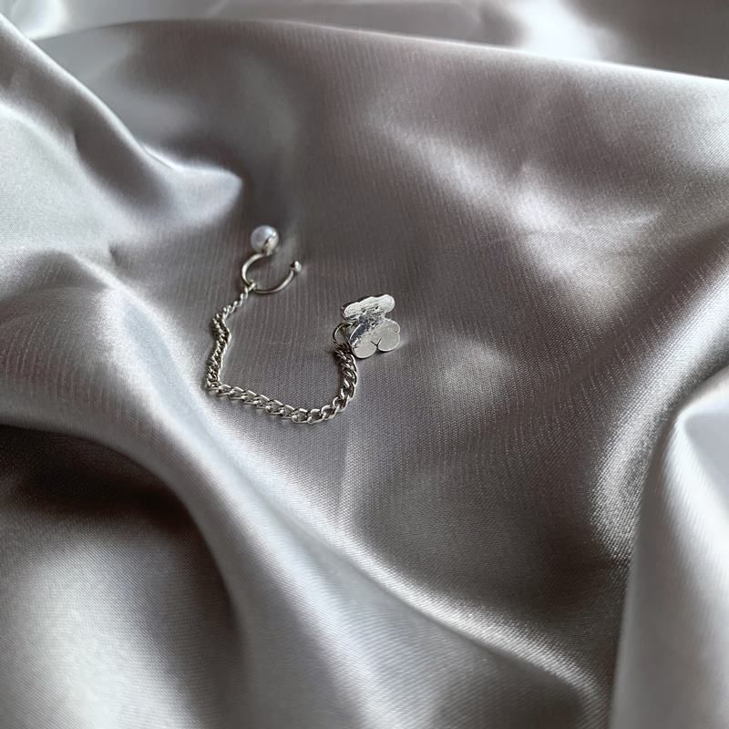 Khuyên tai hình gấu / kỳ lân phối xích kiểu dáng thần tiên đơn giản