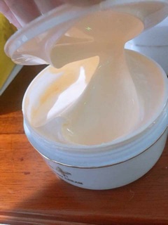Kem dưỡng trắng da body mềm