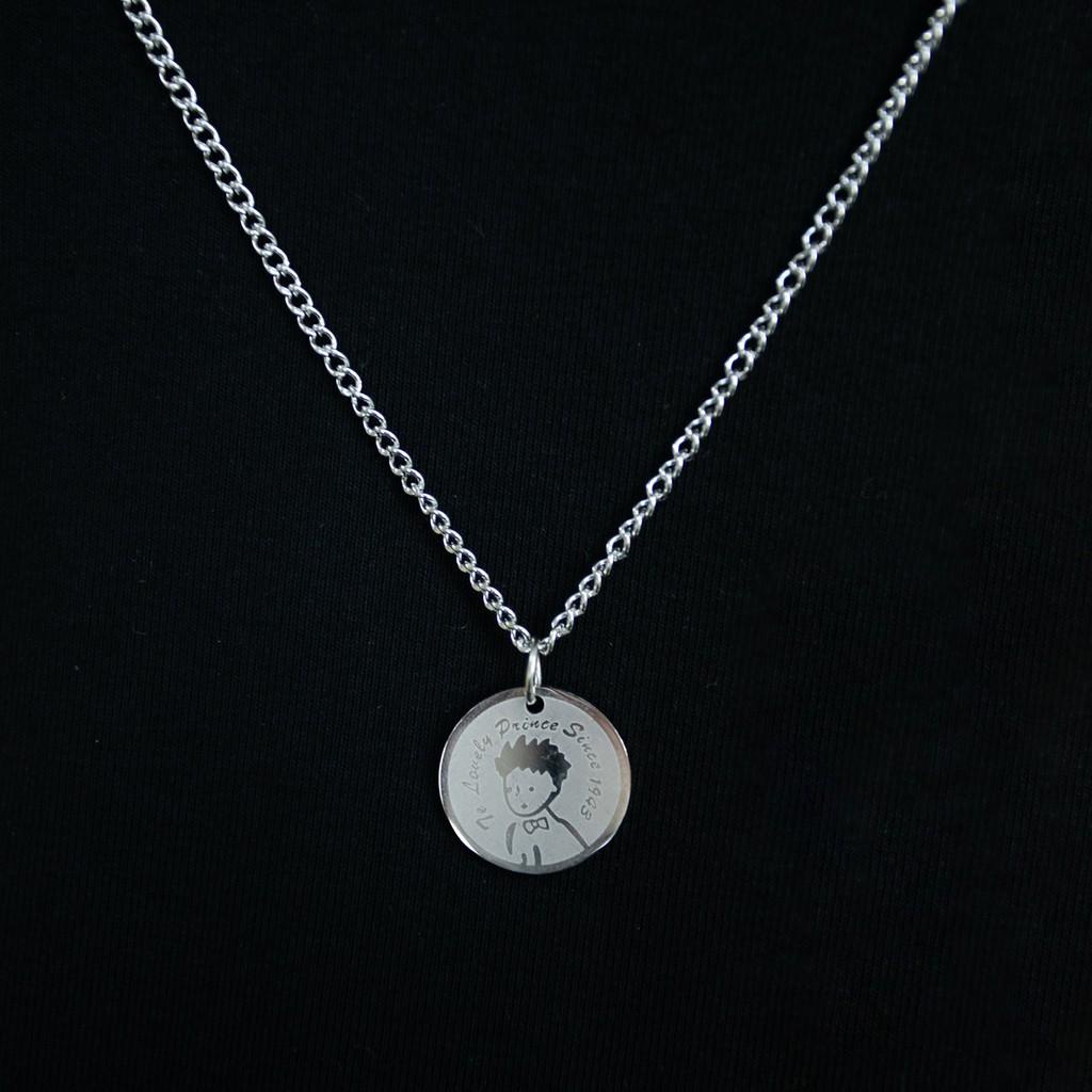 Dây Chuyền Vòng Cổ Nam Nữ Prince hoàng tử Chất Liệu Titan Trắng Bạc Không Gỉ Cá Tính Thời Trang Hàn Quốc - Maxshopdoc