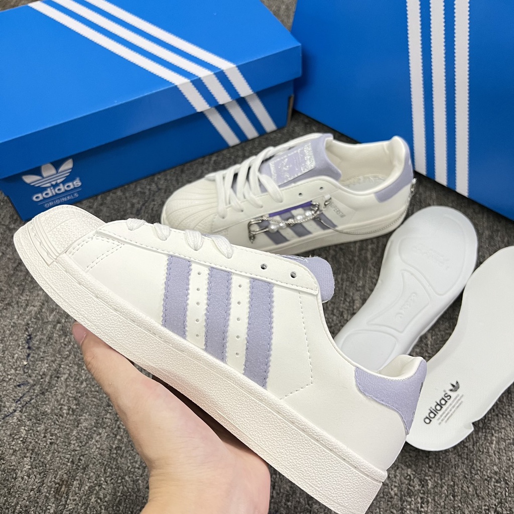 Giày sneakes Nam Nữ Trắng 𝑨𝒅𝒊𝒅𝒂s𝒔 𝑴𝒖̃𝒊 𝑺𝒐̀, Giày Thể Thao Das 𝑺𝒐̀ Ngọc trai Tím, Ngọc trai Vàng