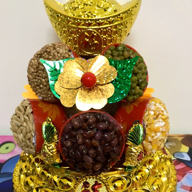Tháp tỏi- đậu ngũ cốc thỏi vàng lớn