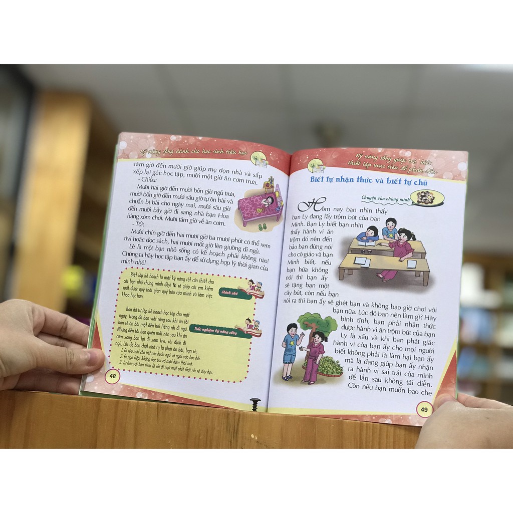 Sách Kỹ năng sống 50 điều cần thiết cho học sinh tiểu học (4 tập)