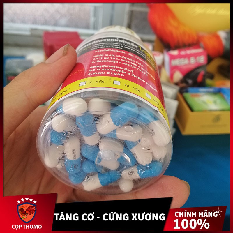 Thuốc Bio cal bổ sung canxi rất tốt cho việc phát triển xương, giúp gà cứng chân đứng vững.