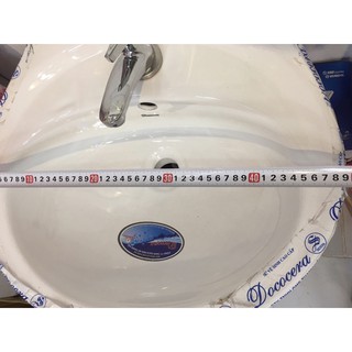 Chậu rửa mặt lavabo treo tường