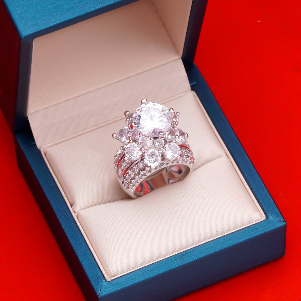 Nhẫn nữ bạc đính đá baguette rất sáng JK Silver, kèm đá cz đem lại độ bền cao-Nhan2102
