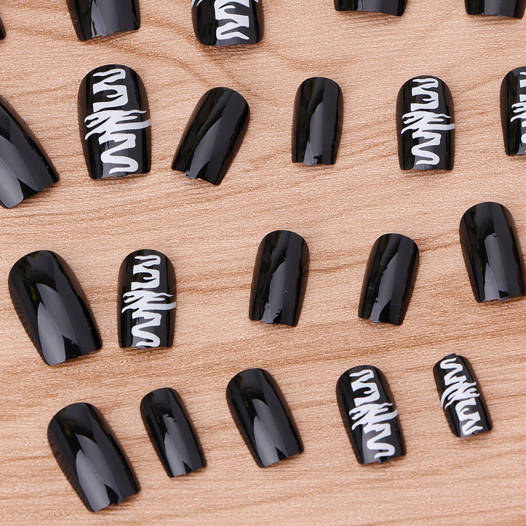Set 24 Móng Tay Giả Họa Tiết Thời Trang