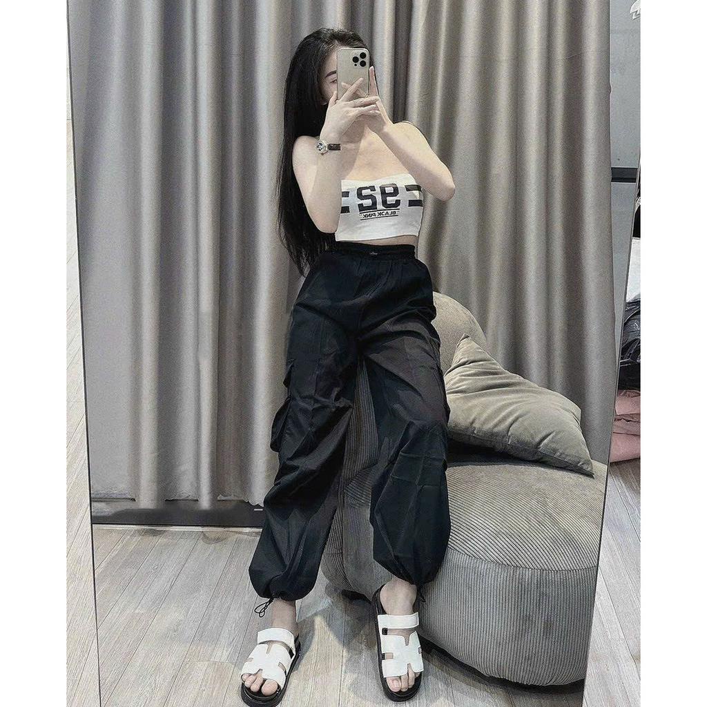 Sét Quần Túi Hộp Phối Áo Cúp Ngực In Chữ Và Số Sam Closet Phù Hợp Để Tới Công Sở, Đi Làm Hoặc Đi Chơi.