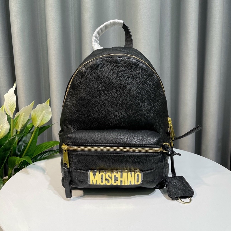 Balo Moschino