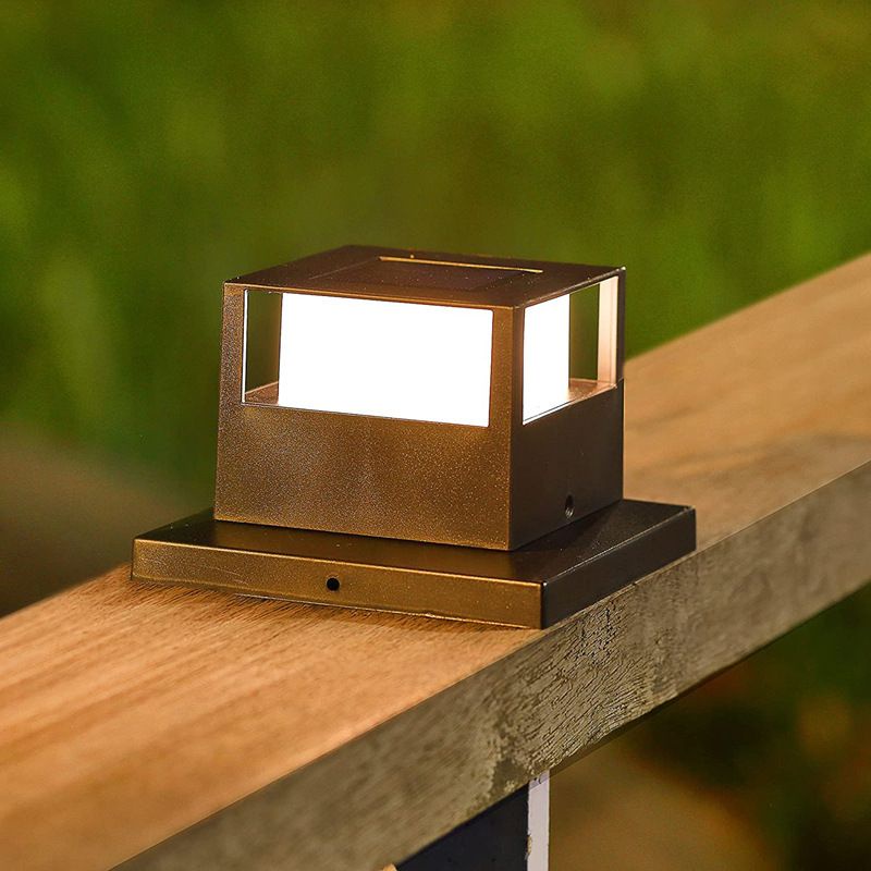 Đèn led Năng Lượng Mặt Trời Chống Thấm Nước 3 Màu Sắc Ấm Áp Trang Trí Sân Vườn