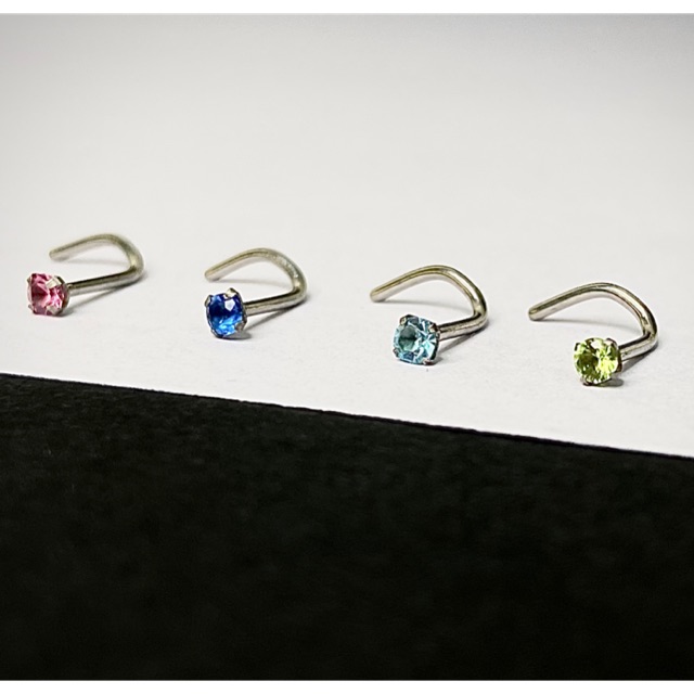 Khuyên mũi Titanium đá Swarovski