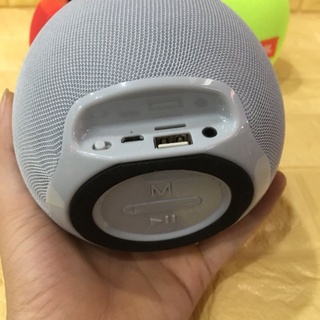 Loa bluetooth E15 màu sắc trẻ trung