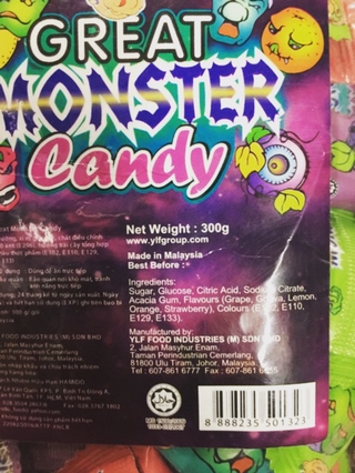 Kẹo ma Monster - tuổi thơ dữ dội