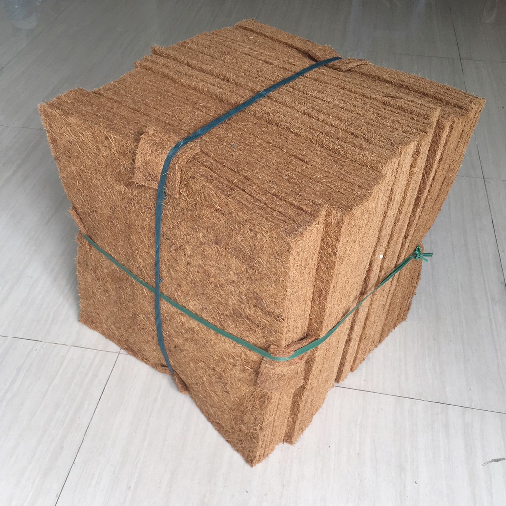 1 tấm ép sơ dừa kích thước 50x50x1cm