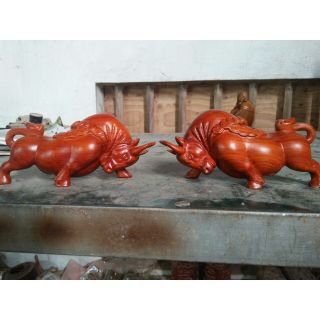 Tượng con trâu gỗ hương
